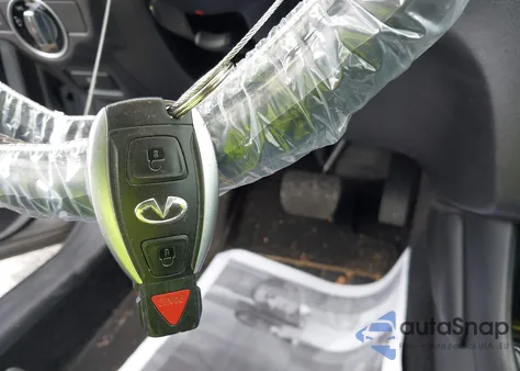 2017 Infiniti Qx30 Premium z USA, uszkodzony, nr VIN SJKCH5CR1HA025974